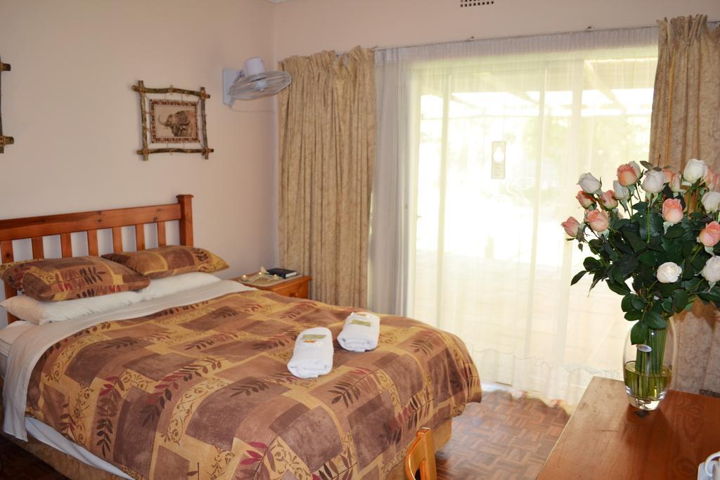 Dove'S Nest Guest House Kempton Park Buitenkant foto
