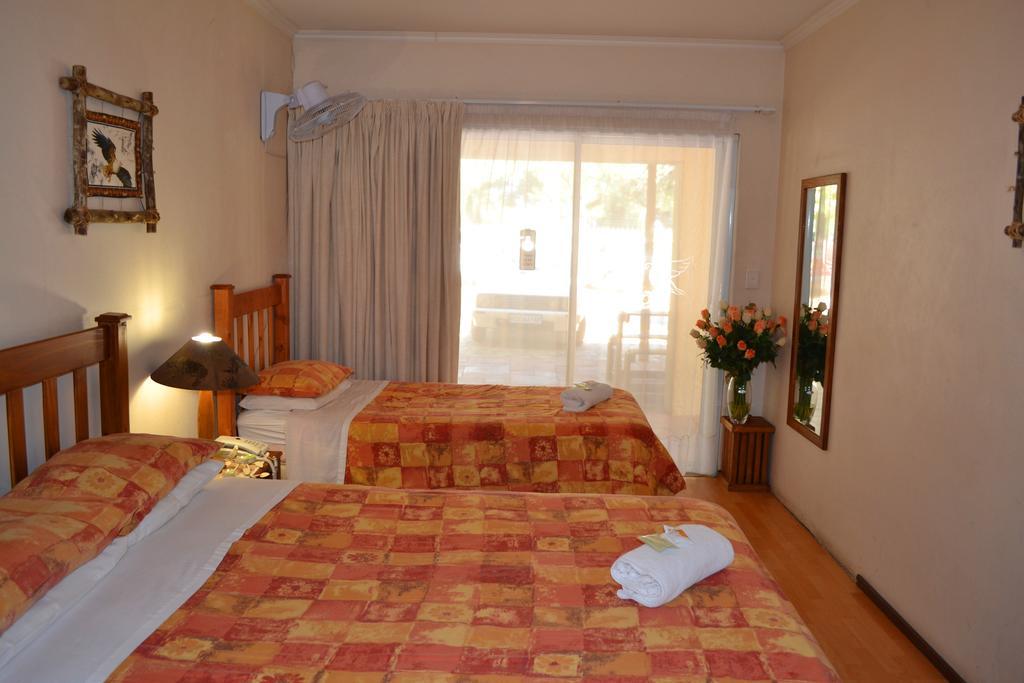 Dove'S Nest Guest House Kempton Park Buitenkant foto
