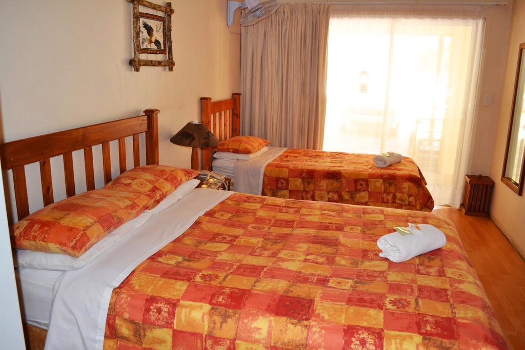 Dove'S Nest Guest House Kempton Park Buitenkant foto