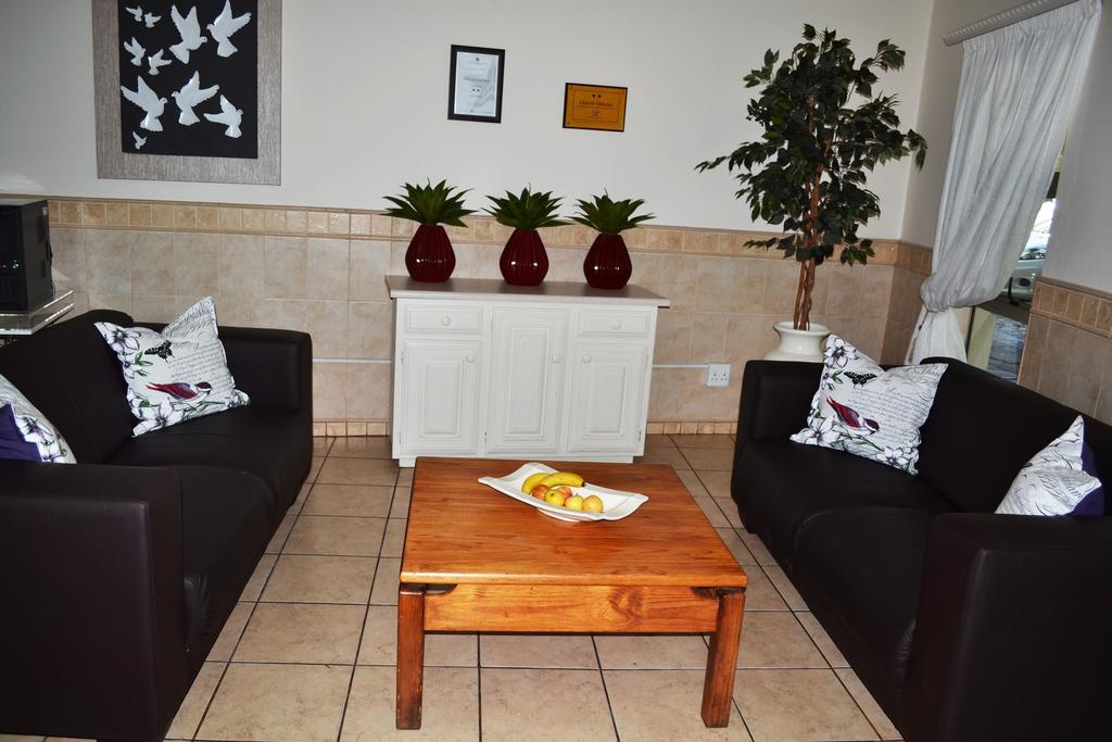 Dove'S Nest Guest House Kempton Park Buitenkant foto