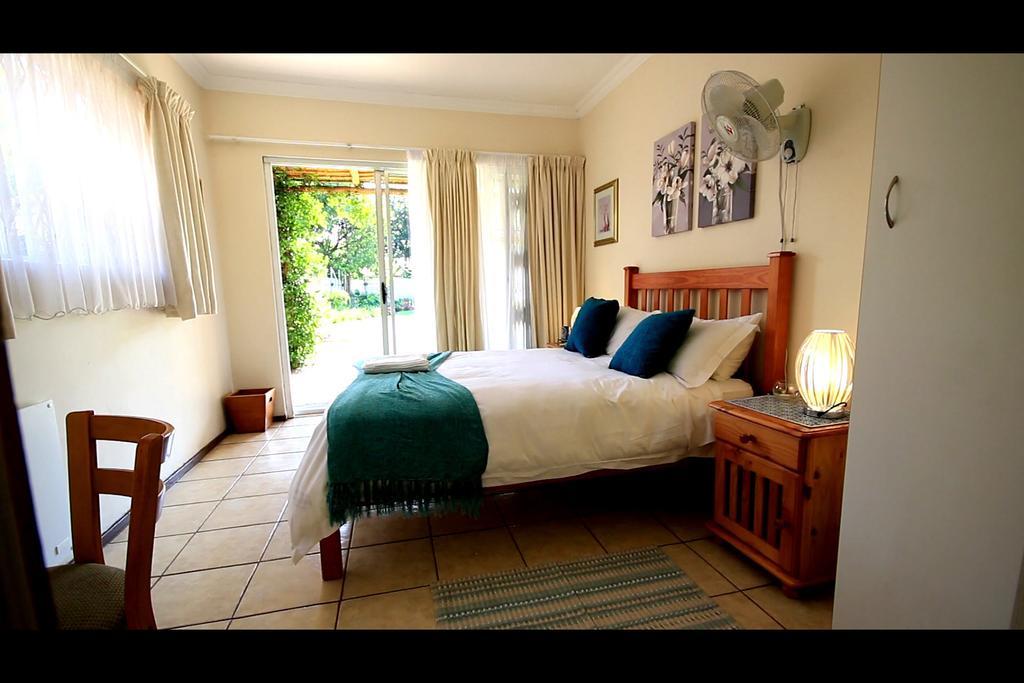 Dove'S Nest Guest House Kempton Park Buitenkant foto